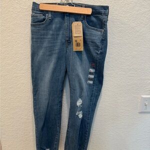 Levi's High Rise Distressed Blue Jeans